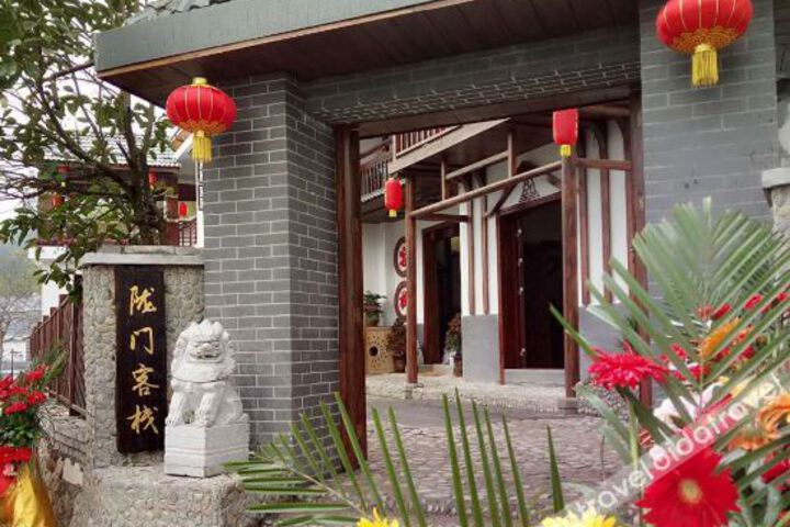 Longmen Hotel