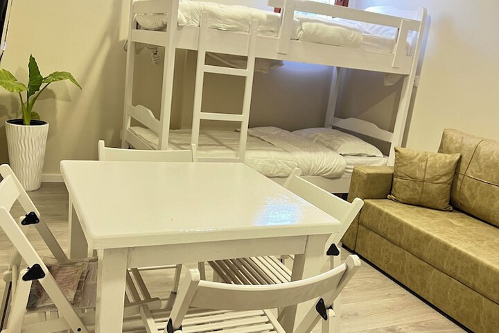 Room 78 of 146