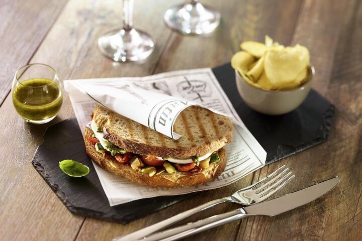 Dining Photos