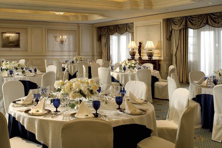 Ballroom/Hall 100 of 138