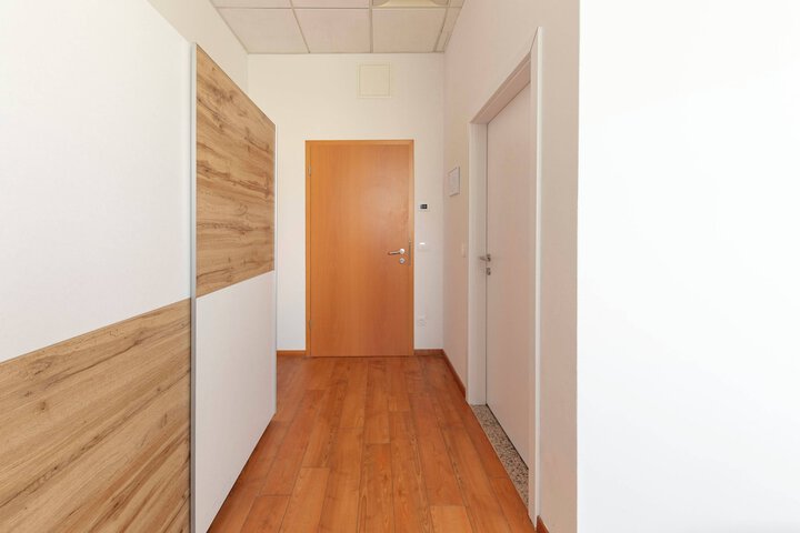 Room 80 of 155