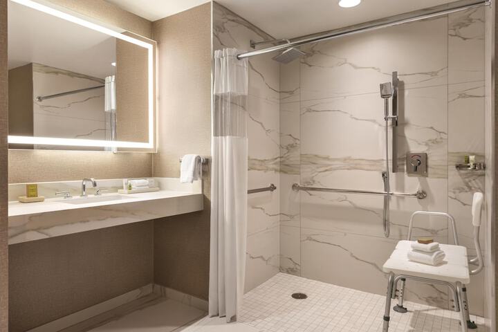 Bathroom shower