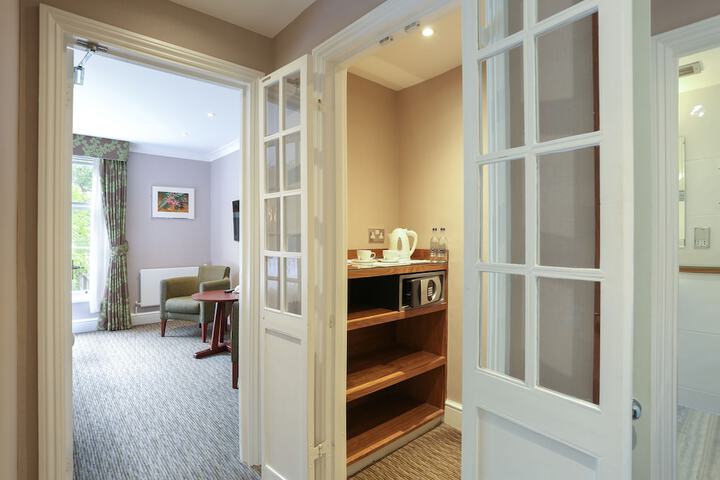 Room 10 of 51