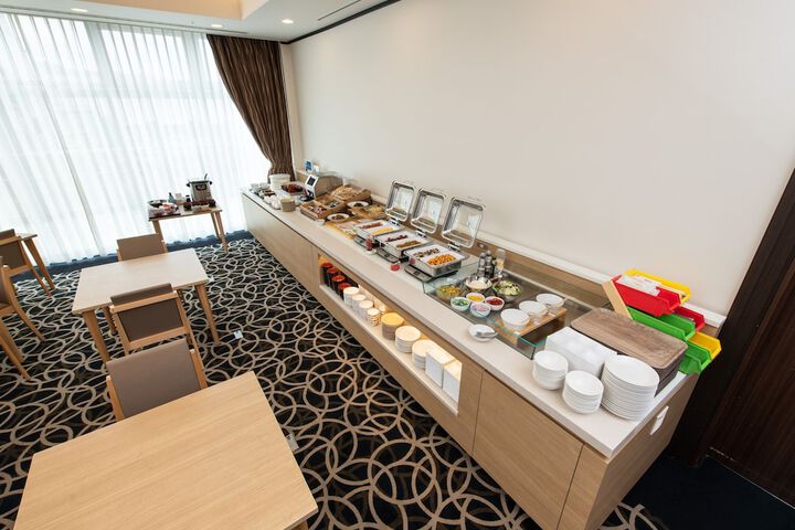 Breakfast/Coffee Service 15 of 27