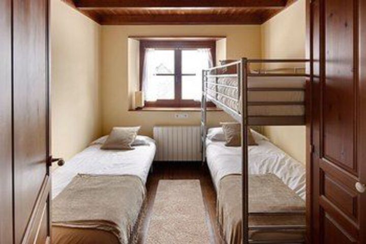 Room 4 of 14