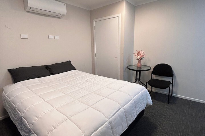 Room 9 of 81