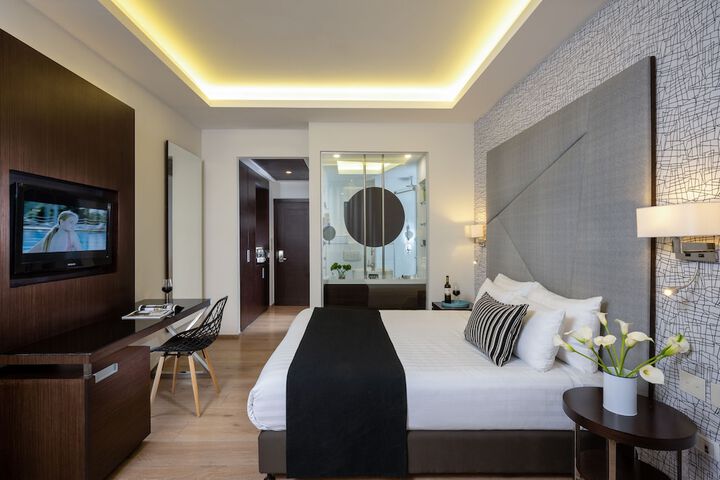Room 38 of 106