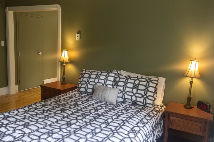 Room 17 of 82
