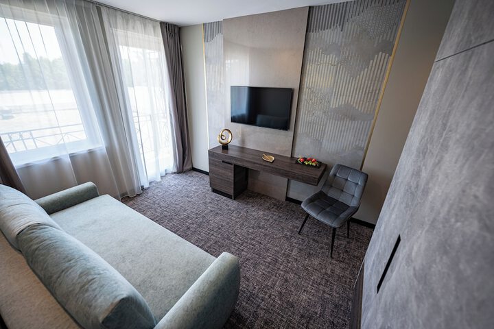 Room 19 of 68