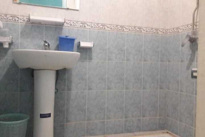 Room 10 of 10
