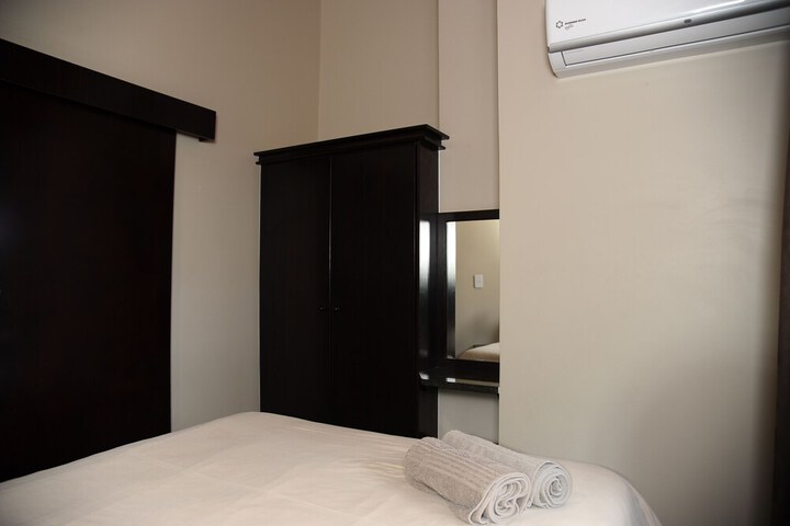 Room 34 of 267