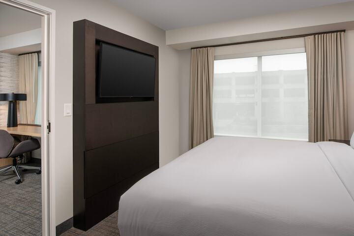 Room 22 of 44