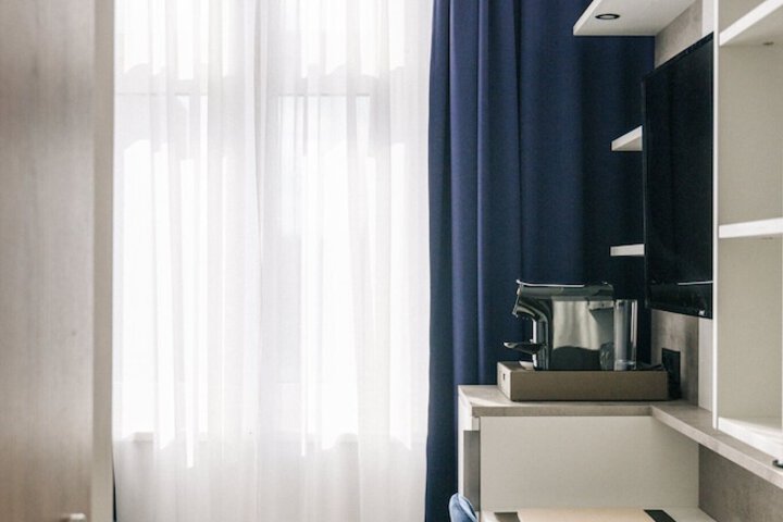 Room 27 of 123