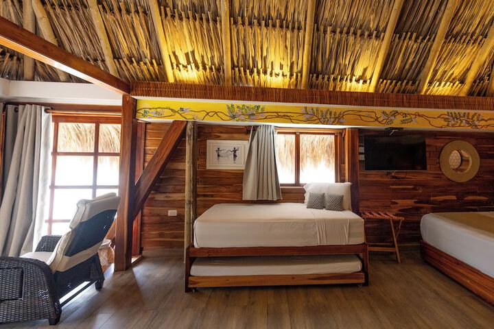 Room 10 of 83