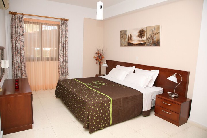 Room 15 of 91