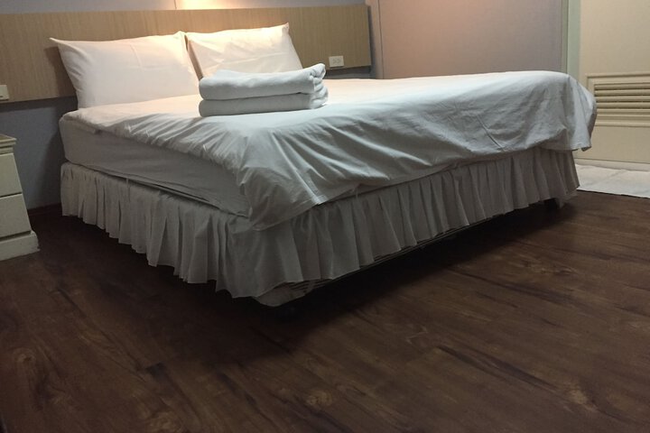 Room 19 of 41