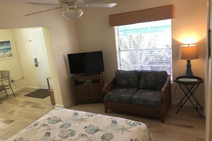 Room 42 of 115