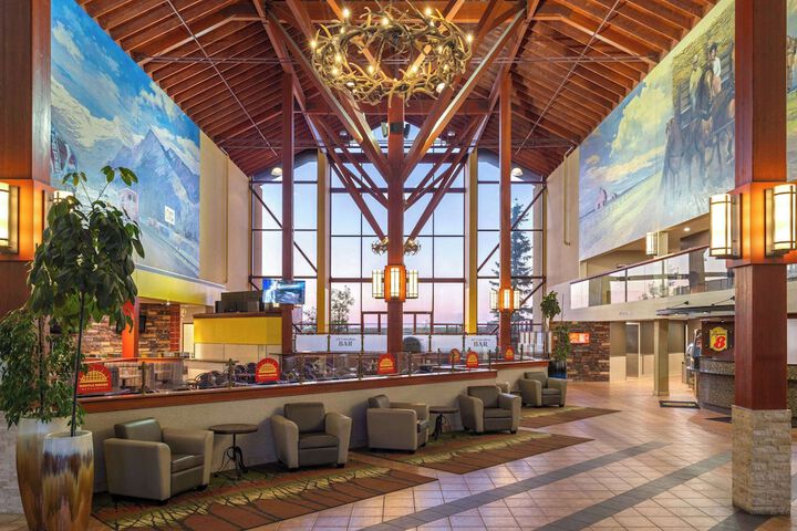 Hotel Interior 5 of 53