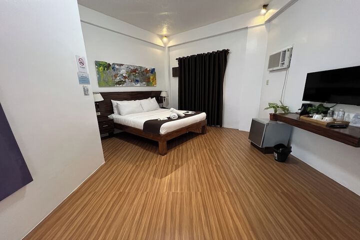 Room 21 of 89
