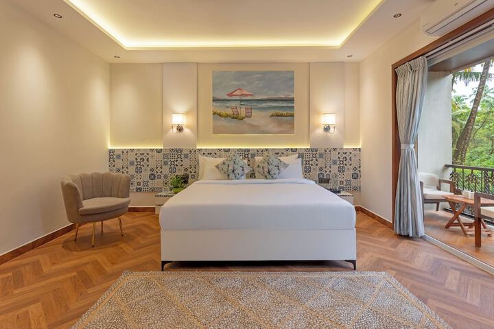 Room 3 of 37