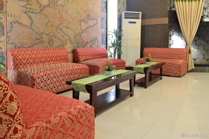 Hotel Interior 7 of 104
