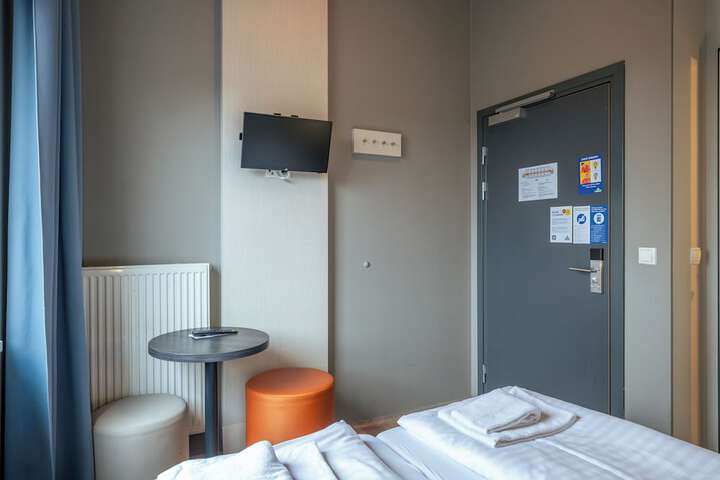 Room 20 of 59