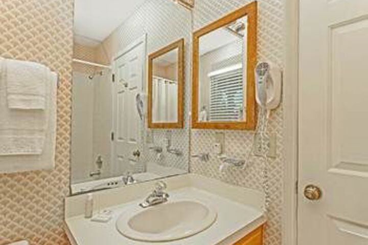 Image of Pelican Bay 34 by RedAwning