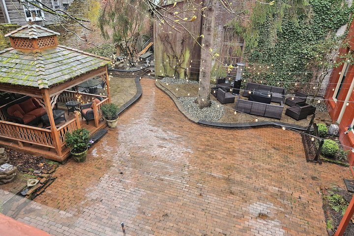 Hotel Exterior 94 of 95