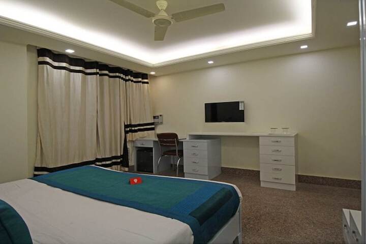 Room 7 of 26