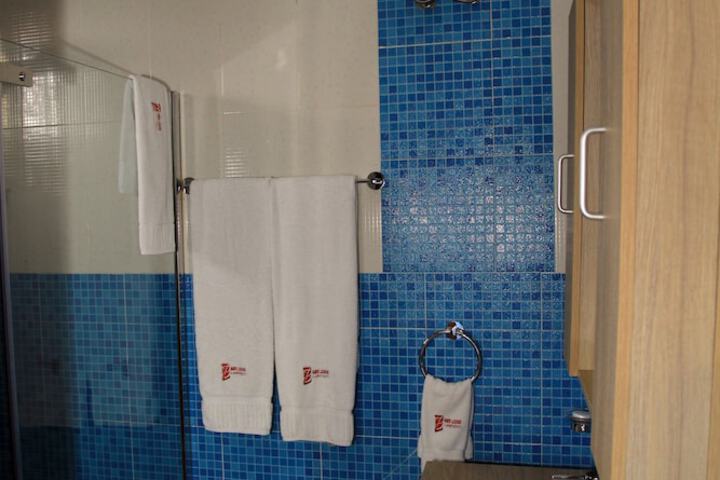 Room 72 of 130