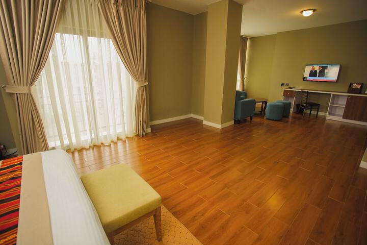 Room 25 of 63