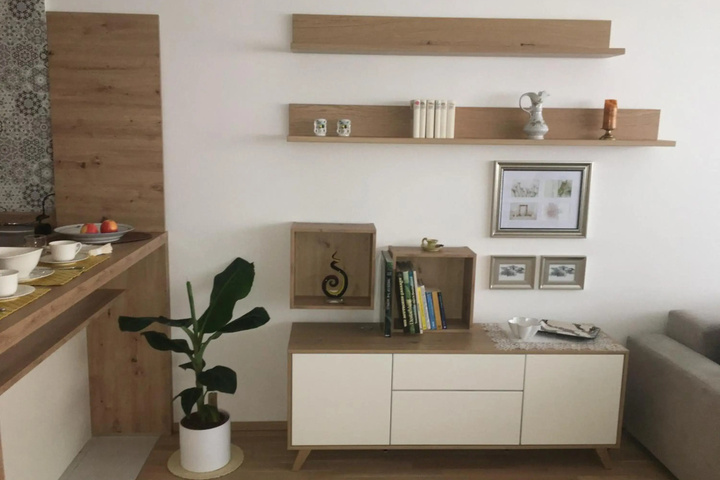 Room 2 of 13