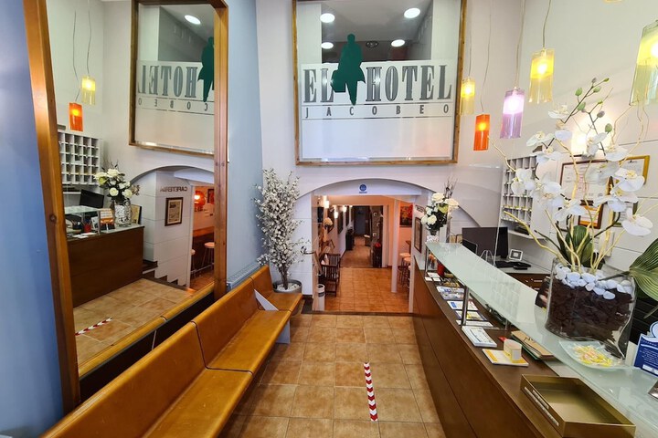 Guest Lobby