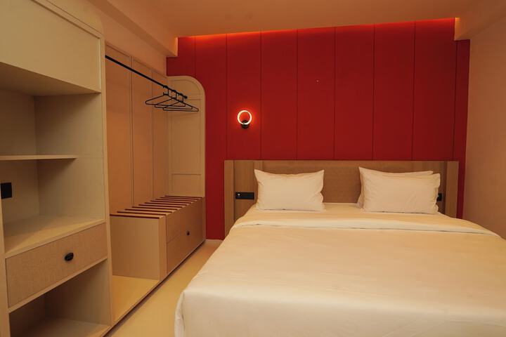 Room 6 of 72