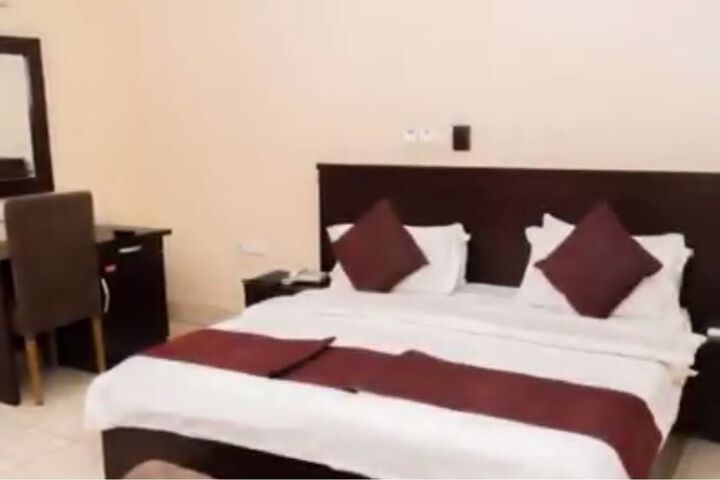 Room 3 of 5