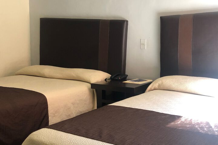 Room 10 of 21