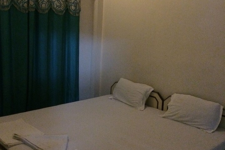 Room 10 of 83