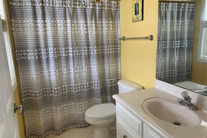 Room 53 of 84