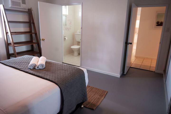 Room 47 of 81