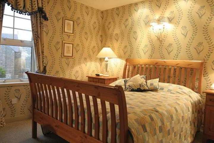 Room 2 of 18