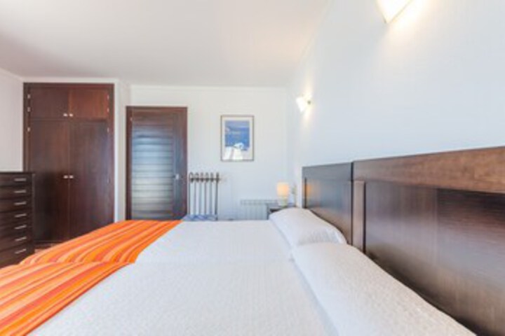 Room 49 of 62