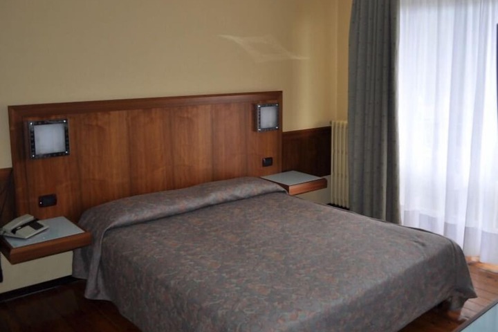 Room 29 of 69