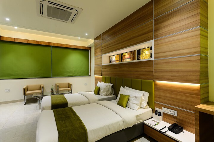 Room 11 of 85