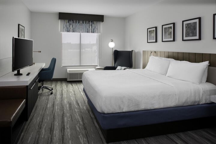 Room 13 of 44