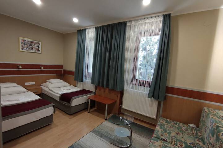 Room 17 of 41