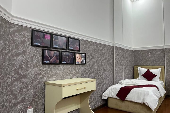 Room 22 of 44