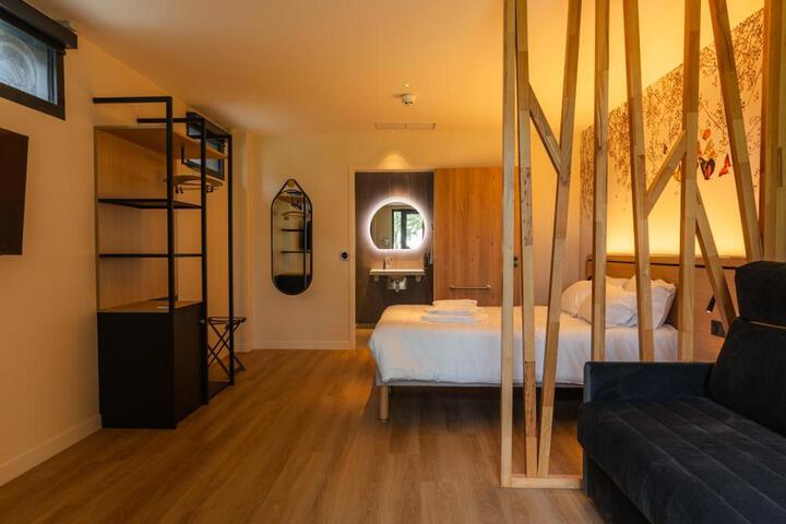 Room 19 of 70