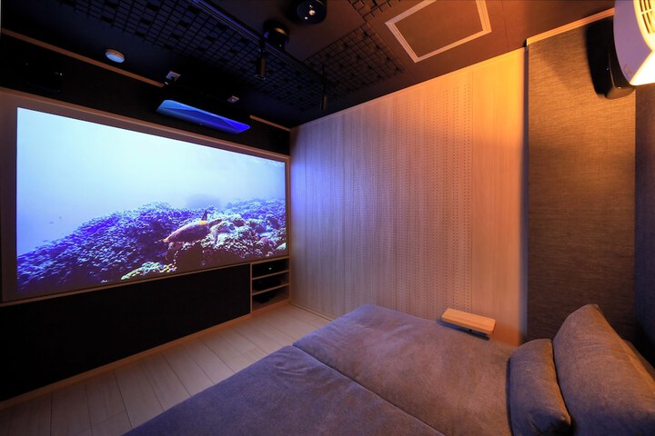 Room 20 of 42