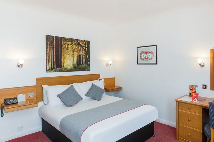 Room 36 of 60