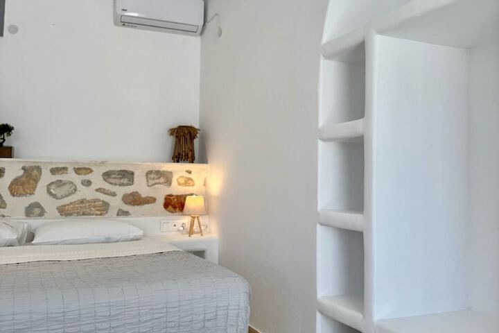 Room 30 of 98